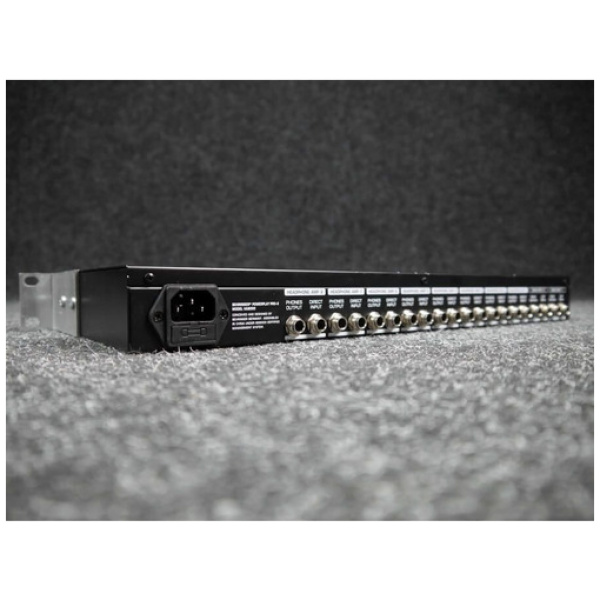 Behringer Ha8000 Pre Amplificador Para 8 Auriculares