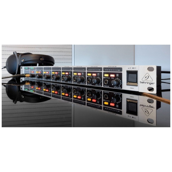 Behringer Ha8000 Pre Amplificador Para 8 Auriculares