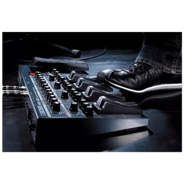Boss Me80 Pedalera Multiefectos P/ Guitarra
