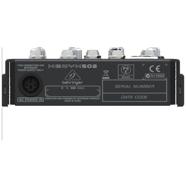 Consola Mezcladora Análoga Behringer Xenyx 502 5 Canales