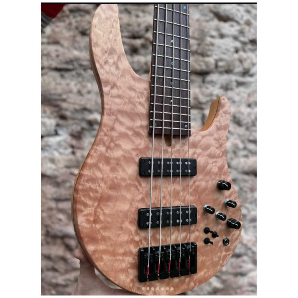 Bajo Eléctrico Swan Alpha Special Quilted Maple 5 cuerdas