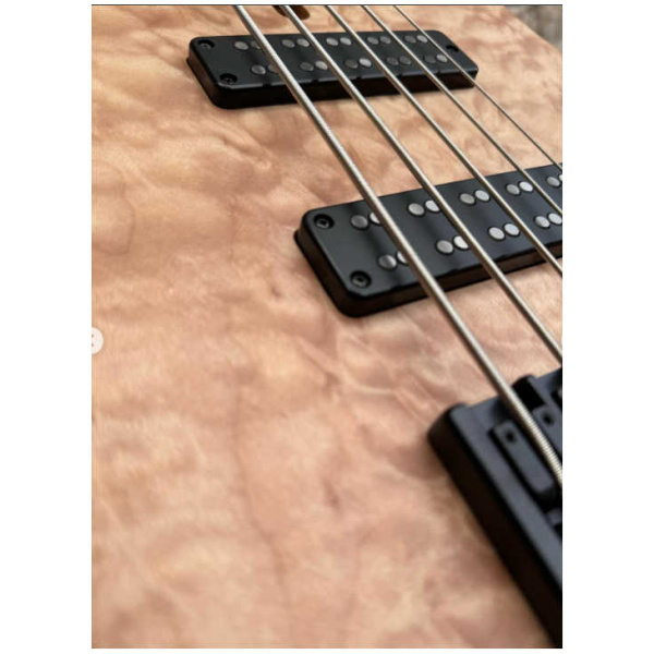 Bajo Eléctrico Swan Alpha Special Quilted Maple 5 cuerdas