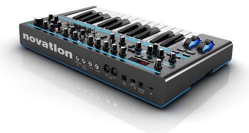 Sintetizador Analógico Novation Bass Station Ii 25 Teclas